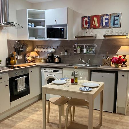 Fantastic Ground Floor Apartment Opposite Thermes Bagneres-de-Luchon Екстер'єр фото