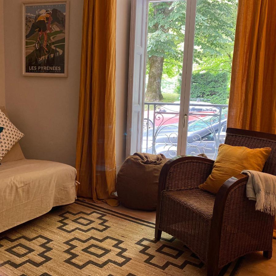 Fantastic Ground Floor Apartment Opposite Thermes Bagneres-de-Luchon Екстер'єр фото